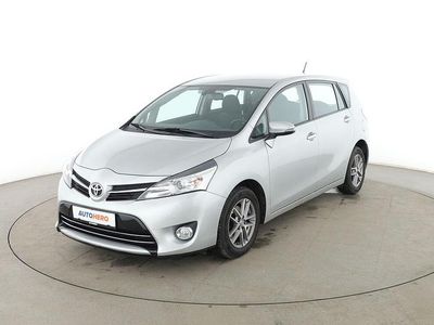 Gebraucht Toyota Verso Comfort 112 PS (82 kW) 2015 Grau Van / Kleinbus