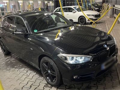 gebraucht BMW 118 d Facelift Edition Sport Shadow Packet