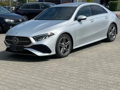 Gebraucht Mercedes A200 AMG 150 PS (110 kW) 2023 Silber Limousine