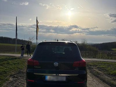 Second-hand VW Tiguan 160 CP (117 kW) 2012 Negru SUV