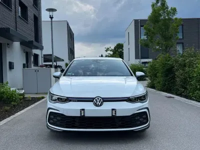 Gebraucht VW Golf VIII GTE 245 PS (180 kW) 2021 Weiß Limousine