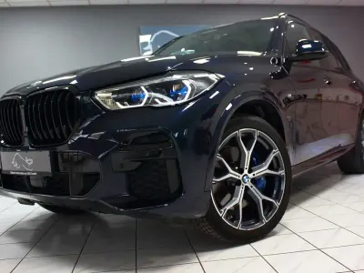 Gebraucht BMW X5 M Sport 286 PS (210 kW) 2022 Mcarbonschwarz met (metallic) SUV