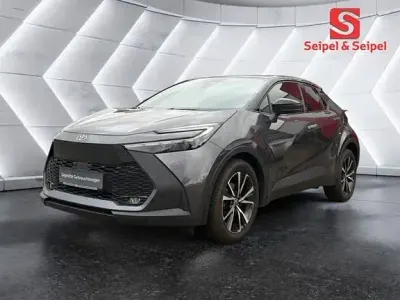 Gebraucht Toyota C-HR Team 197 PS (144 kW) 2023 Grey metallic / black SUV