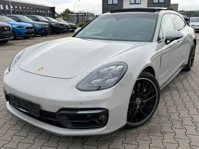 Usata Porsche Panamera 4S 560 CV (411 kW) 2021 Beige Berlina