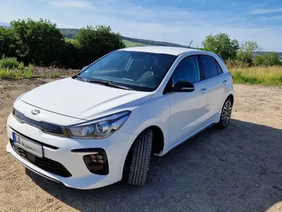 Gebraucht Kia Rio GT-Line 120 PS (88 kW) 2018 Weiß Limousine