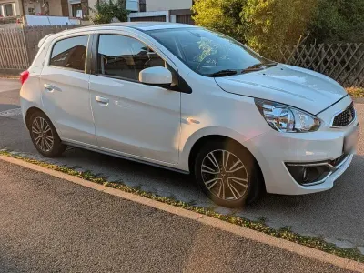 Gebraucht Mitsubishi Space Star 80 PS (58 kW) 2018 Weiß Kleinwagen