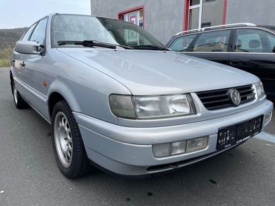 Gebraucht VW Passat 174 PS (127 kW) 1994 Grau Limousine
