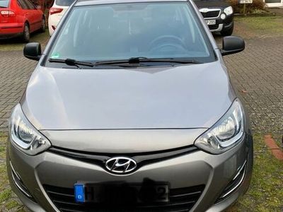 gebraucht Hyundai i20 gepflegter Zustand TÜV bis 08/25