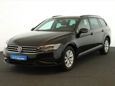 Gebraucht VW Passat 150 PS (110 kW) 2022 Deep black perleffekt Kombi