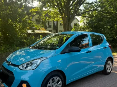 Gebraucht Hyundai i10 Classic 67 PS (49 kW) 2013 Blau Kleinwagen