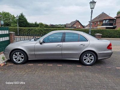 Mercedes E320