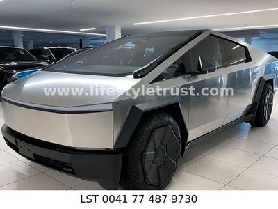 Grau Gebraucht 2024 Tesla Cybertruck Abholung | 91.777 €