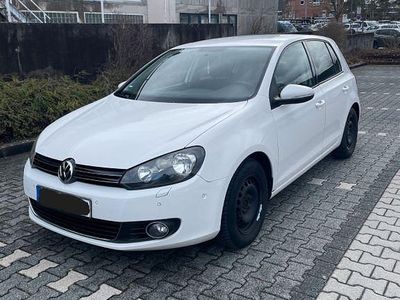 Gebraucht VW Golf VI Highline 122 PS (89 kW) 2009 Weiß Kleinwagen