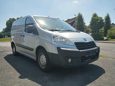 Gebraucht Peugeot Expert 90 PS (66 kW) 2016 Van