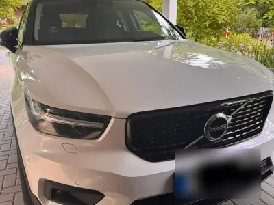Gebraucht Volvo XC40 192 PS (141 kW) 2021 Weiß SUV
