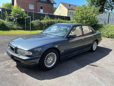 Gebraucht BMW 740 286 PS (210 kW) 1999 Grau Limousine