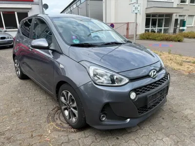 Gebraucht Hyundai i10 YES! 67 PS (49 kW) 2017 Grau Kleinwagen