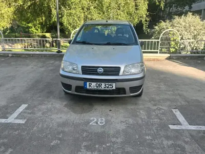 Gebraucht Fiat Punto 90 PS (66 kW) 2004 Silber Kleinwagen