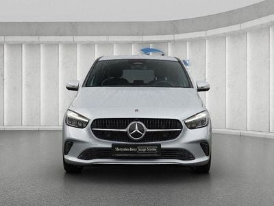 Gebraucht Mercedes B180 Progressive 136 PS (100 kW) 2024 Lack hightechsilber Van / Kleinbus