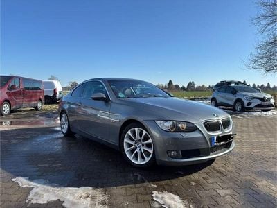 BMW 325