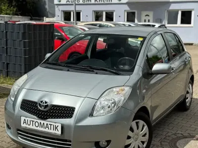 Gebraucht Toyota Yaris Sol 87 PS (63 kW) 2008 Silber Kleinwagen
