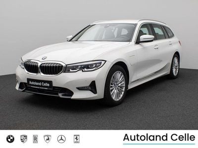 BMW 330e
