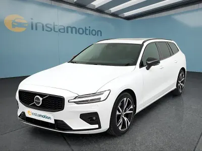 Gebraucht Volvo V60 197 PS (144 kW) 2025 Weiß Kombi