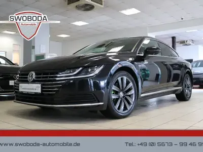 Usata VW Arteon Elegance 150 CV (110 kW) 2018 Nero Utilitaria