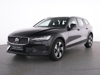 Gebraucht Volvo V60 CC Plus 197 PS (144 kW) 2023 Schwarz Kombi
