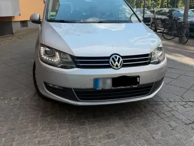Gebraucht VW Sharan 140 PS (102 kW) 2013 Silber Van / Kleinbus