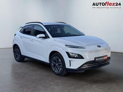 Gebraucht Hyundai Kona 100 kW (136 PS) 2024 Weiß SUV