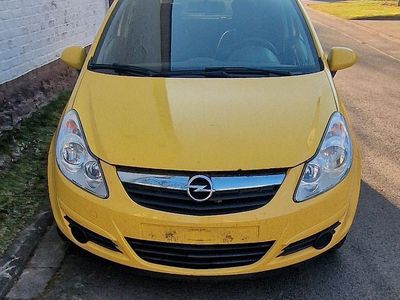 Gebraucht Opel Corsa 60 PS (44 kW) 2010 Gelb Kleinwagen