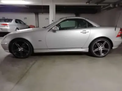 Gebraucht Mercedes SLK320 218 PS (160 kW) 2001 Silber Cabrio