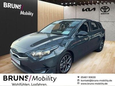 Gebraucht Kia Ceed Spirit 140 PS (102 kW) 2025 Penta metall Kleinwagen