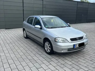 Gebraucht Opel Astra Njoy 84 PS (61 kW) 2003 Silber Limousine