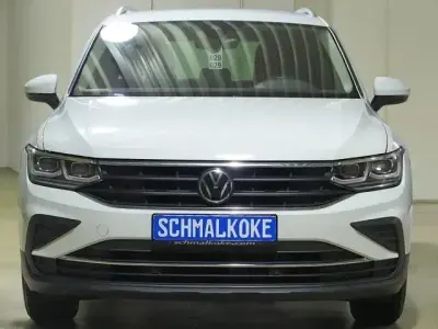 Używany VW Tiguan Active 150 KM (110 kW) 2022 Biały SUV