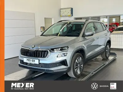 Neu Skoda Karoq 150 PS (110 kW) 2026 Silber SUV