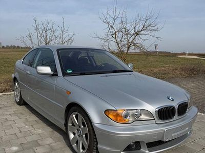 Gebraucht BMW 330 231 PS (169 kW) 2004 Silber Coupé