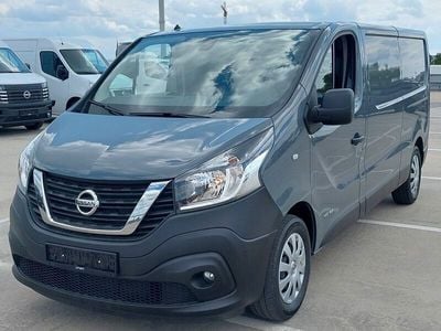 Nissan NV300