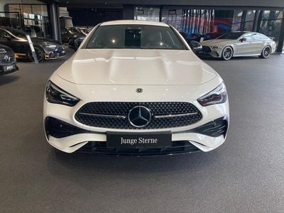 Gebraucht Mercedes CLE300 AMG 258 PS (189 kW) 2025 Unilack polarweiß Coupé