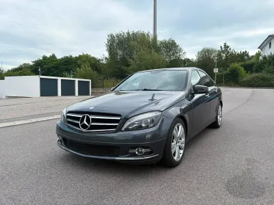 Gebraucht Mercedes C180 Avantgarde 154 PS (113 kW) 2008 Grau Limousine