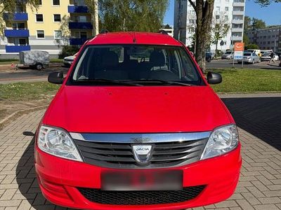 Usado Dacia Logan MCV Ambiance 87 HP (63 kW) 2009 Vermelho Carrinha