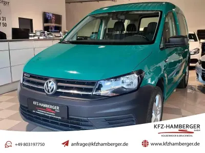Gebraucht VW Caddy Trendline 122 PS (89 kW) 2016 Grün Van / Kleinbus