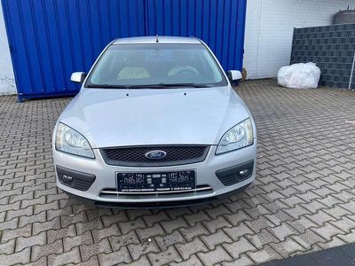 Second-hand Ford Focus Fun X 101 CP (74 kW) 2006 Argintiu Break