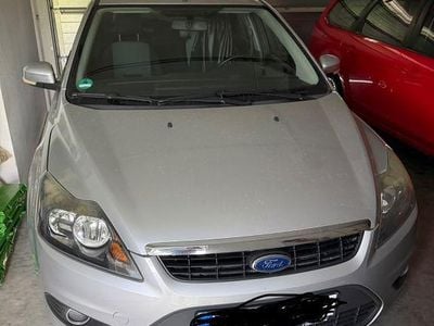 Second-hand Ford Focus Titanium 101 CP (74 kW) 2009 Argintiu Berlinǎ