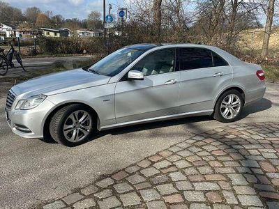 Gebraucht Mercedes E220 Avantgarde 170 PS (125 kW) 2011 Silber Limousine