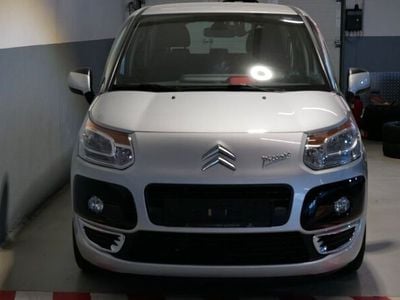 Grau Gebraucht 2010 Citroën C3 Picasso Tendance Van / Kleinbus | 7.990 € (Teuer)