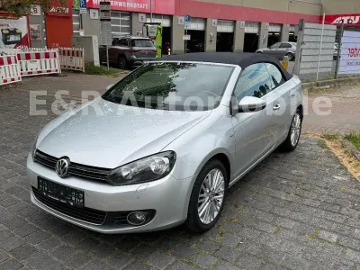 Gebraucht VW Golf Cabriolet Cup 105 PS (77 kW) 2014 Silber Cabrio