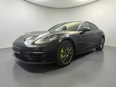 Gebraucht Porsche Panamera 4 E-Hybrid 330 PS (242 kW) 2021 Schwarz Kleinwagen