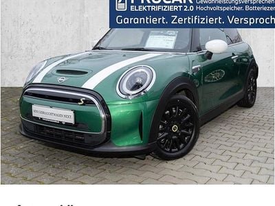 Grün Gebraucht 2022 Mini Cooper SE Classic Kleinwagen | 17.490 € (Guter Preis)